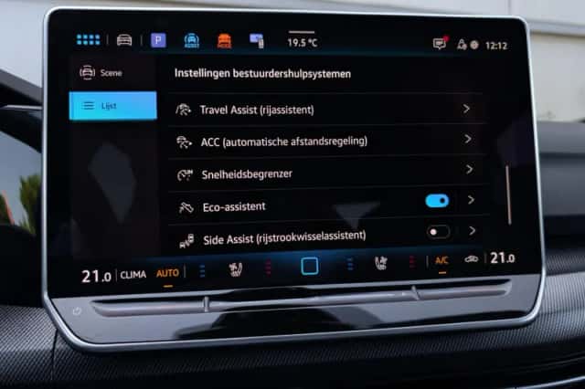 Volkswagen Golf (2025) thumbnail 50