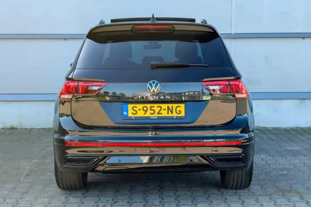 Volkswagen Tiguan (2023) thumbnail 11