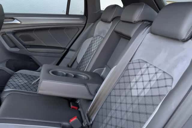Volkswagen Tiguan (2023) thumbnail 18