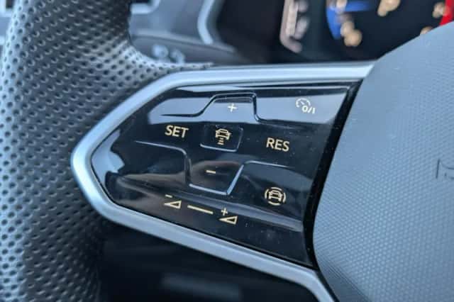 Volkswagen Tiguan (2023) thumbnail 24