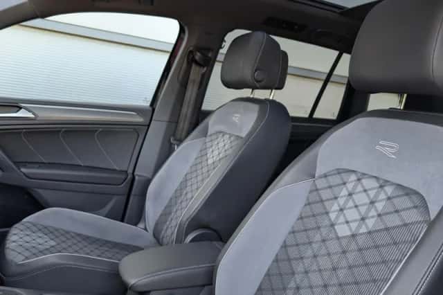 Volkswagen Tiguan (2023) thumbnail 4
