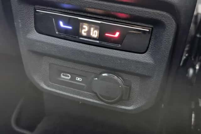 Volkswagen Tiguan (2023) thumbnail 32