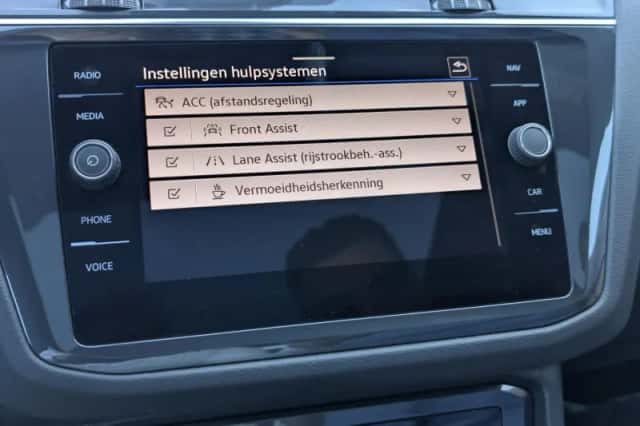 Volkswagen Tiguan (2023) thumbnail 40