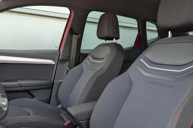 SEAT Arona (2022) thumbnail 4