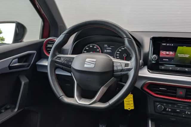SEAT Arona (2022) thumbnail 32