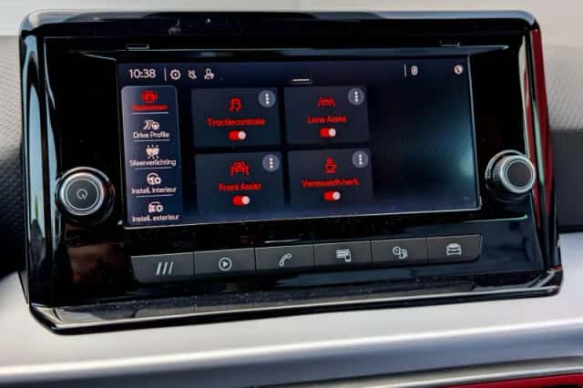 SEAT Arona (2022) thumbnail 35