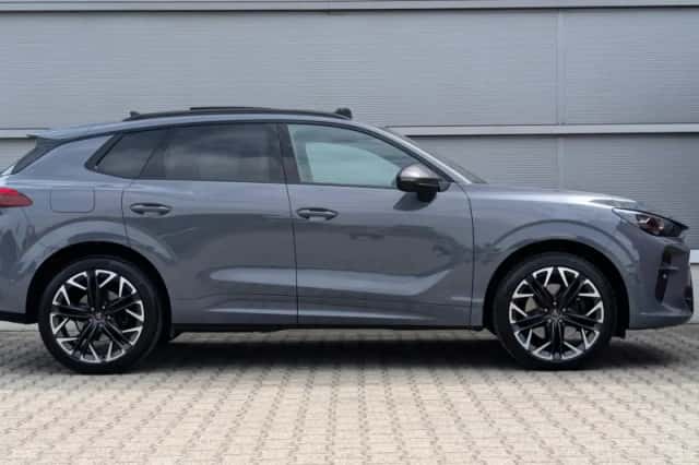 CUPRA Terramar (2025) thumbnail 3