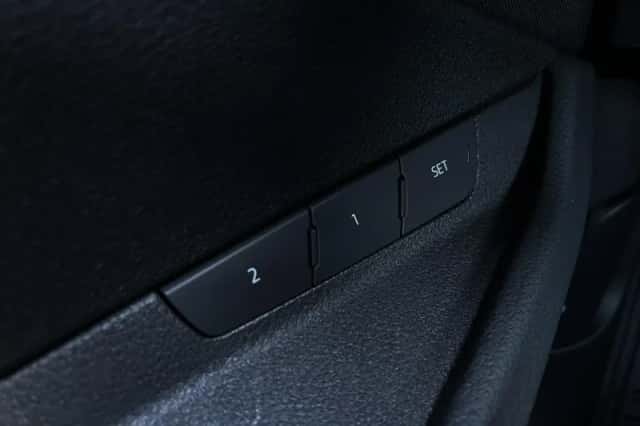 Audi e-tron (2020) thumbnail 28