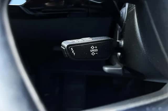 Audi e-tron (2020) thumbnail 31