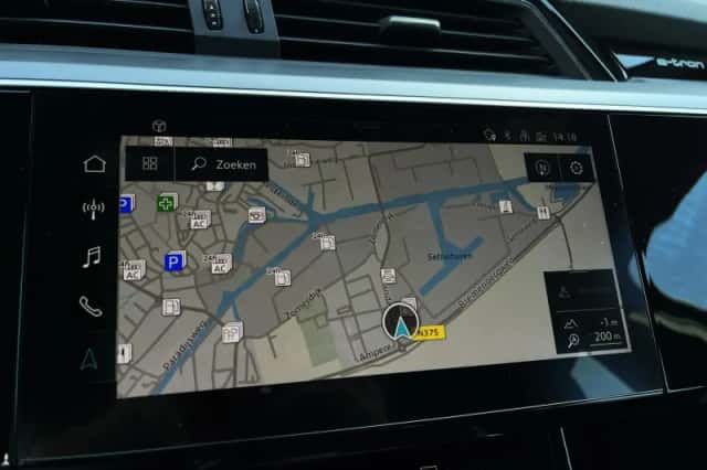 Audi e-tron (2020) thumbnail 34