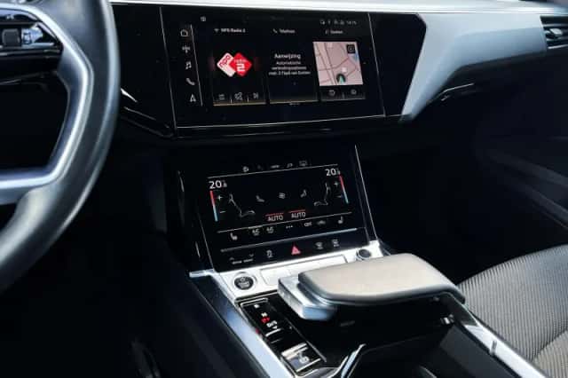 Audi e-tron (2020) thumbnail 47