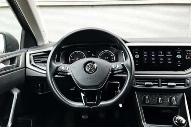 Volkswagen Polo (2019) thumbnail 23