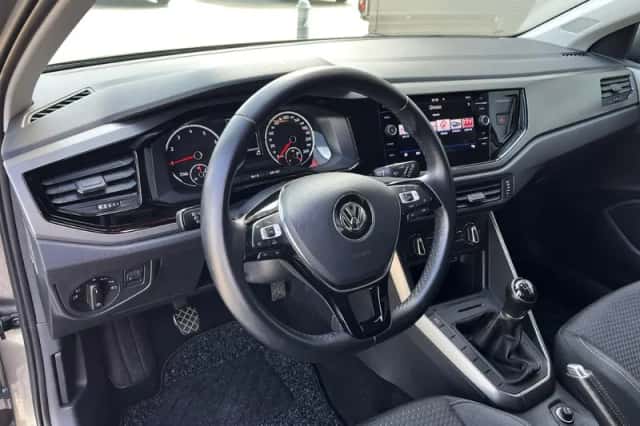 Volkswagen Polo (2019) thumbnail 38