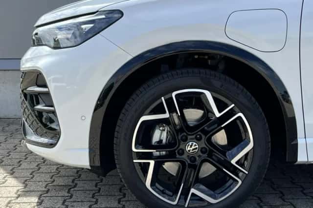 Volkswagen Tiguan (2026) thumbnail 13
