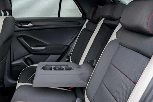 Volkswagen T-Roc (2018) thumbnail 19