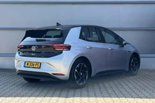 Volkswagen ID.3 (2021) thumbnail 2