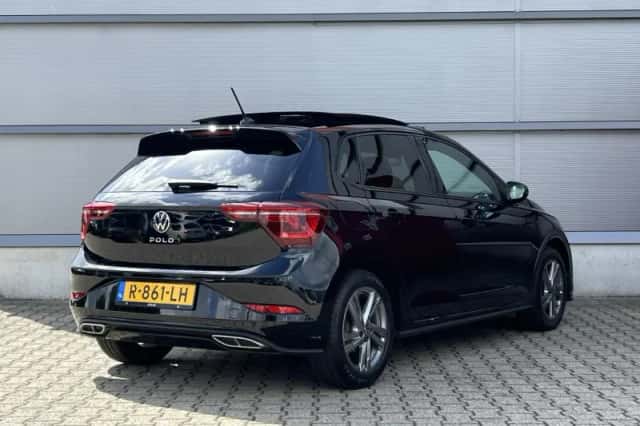 Volkswagen Polo (2022) thumbnail 2