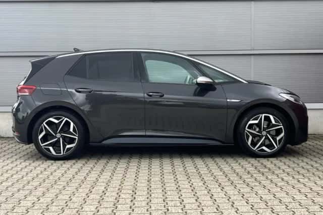 Volkswagen ID.3 (2020) thumbnail 3
