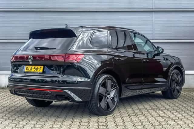 Volkswagen Touareg (2025) thumbnail 2