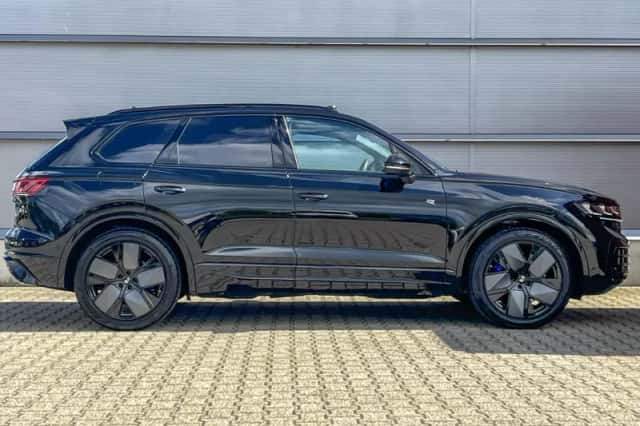 Volkswagen Touareg (2025) thumbnail 3