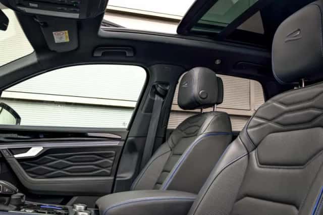 Volkswagen Touareg (2025) thumbnail 4