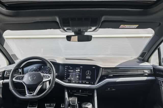 Volkswagen Touareg (2025) thumbnail 5