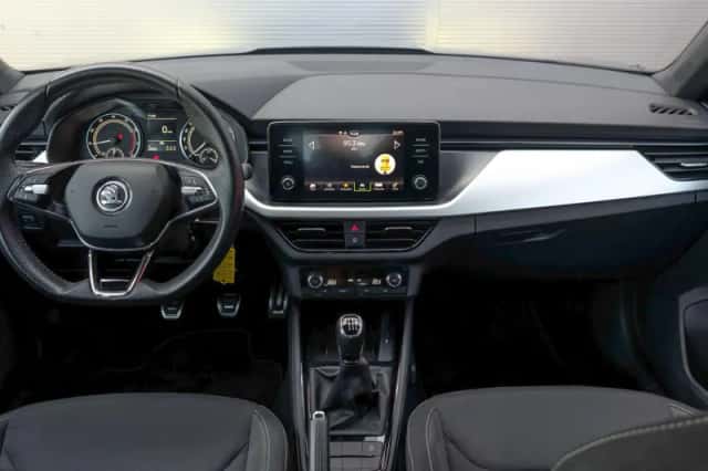 Škoda Kamiq (2021) thumbnail 5