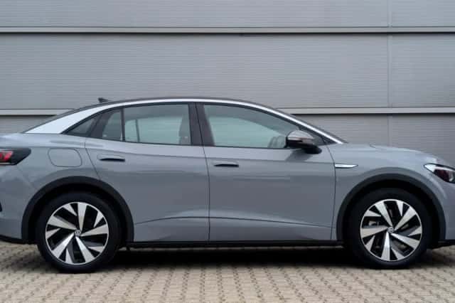 Volkswagen ID.5 (2022) thumbnail 3