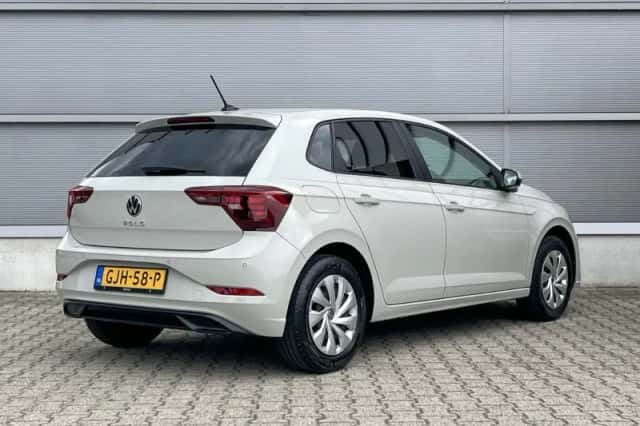 Volkswagen Polo (2024) thumbnail 2