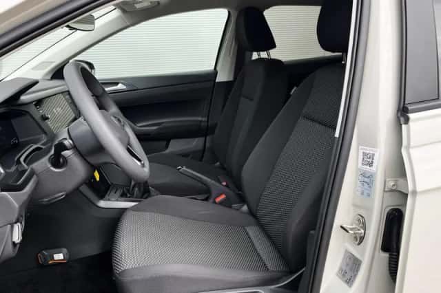 Volkswagen Polo (2024) thumbnail 4