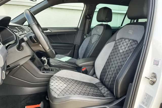 Volkswagen Tiguan (2023) thumbnail 4