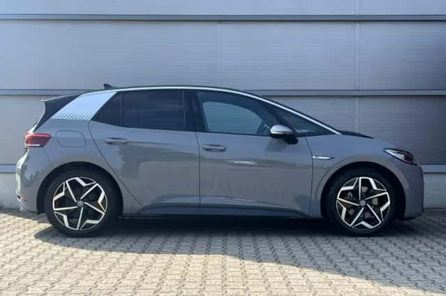 Volkswagen ID.3 (2020) thumbnail 3