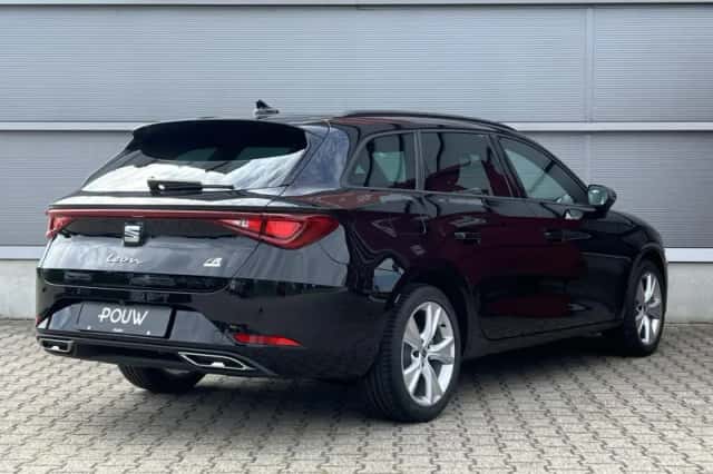SEAT Leon Sportstourer (2026) thumbnail 2