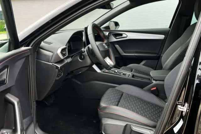 SEAT Leon Sportstourer (2026) thumbnail 4