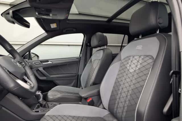 Volkswagen Tiguan (2022) thumbnail 4