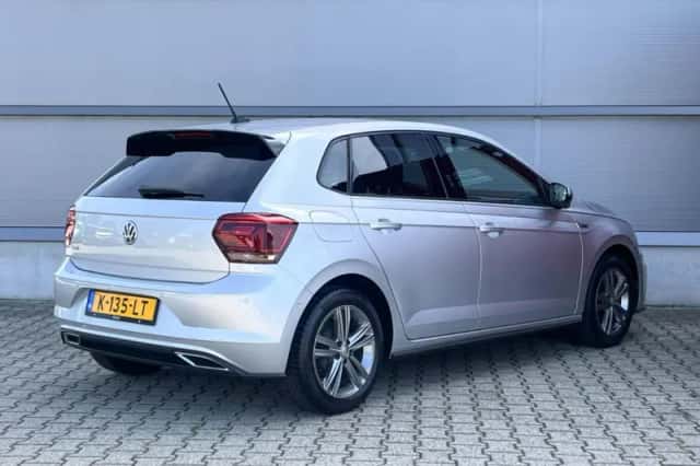 Volkswagen Polo (2021) thumbnail 2