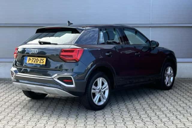 Audi Q2 (2022) thumbnail 2