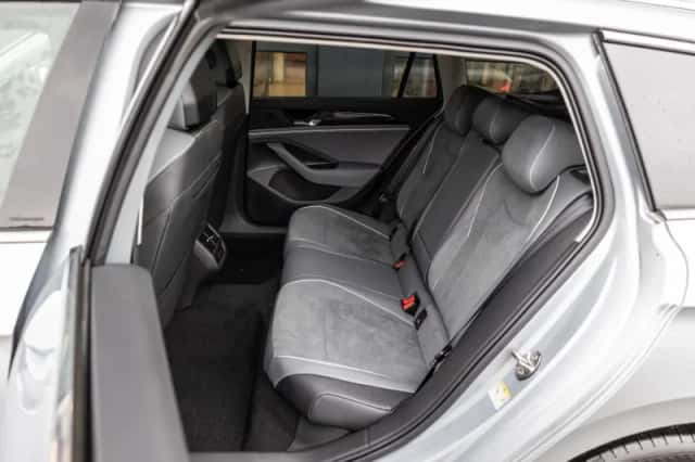 Volkswagen Passat (2025) thumbnail 20