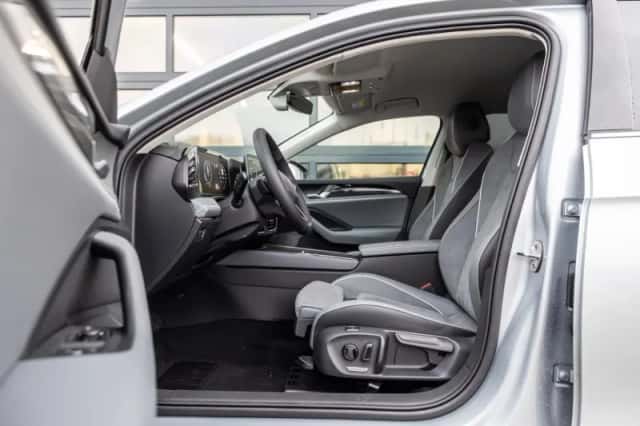 Volkswagen Passat (2025) thumbnail 21