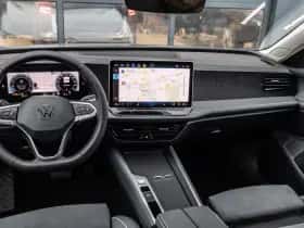 Volkswagen Passat (2025) thumbnail 33