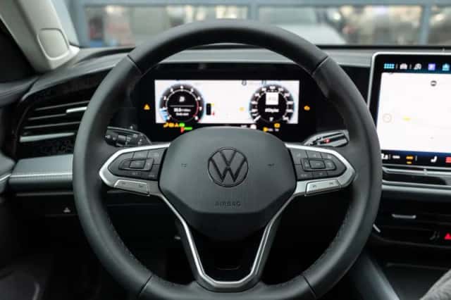 Volkswagen Passat (2025) thumbnail 36