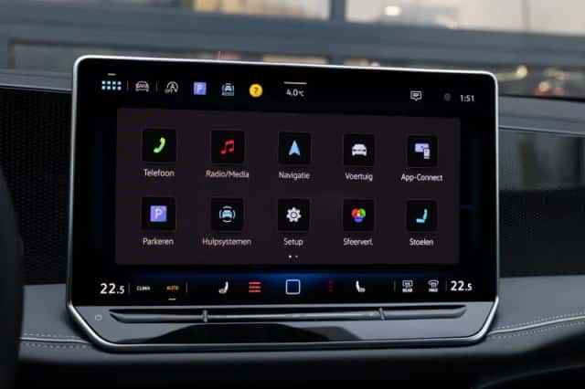 Volkswagen Passat (2025) thumbnail 42