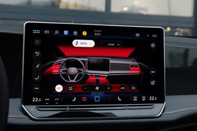 Volkswagen Passat (2025) thumbnail 44