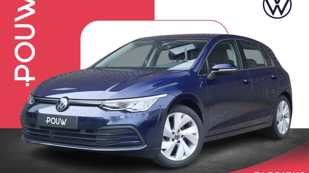 Volkswagen Golf (2023) — foto 1