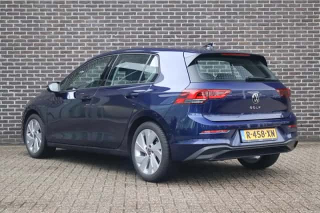 Volkswagen Golf (2023) thumbnail 12