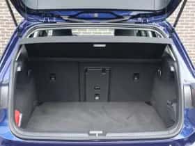 Volkswagen Golf (2023) thumbnail 18