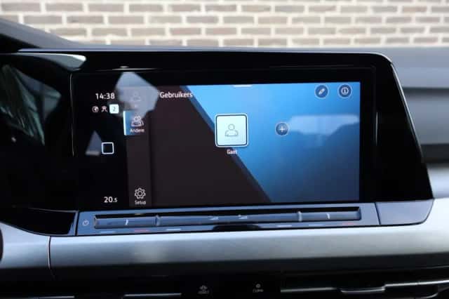 Volkswagen Golf (2023) thumbnail 39