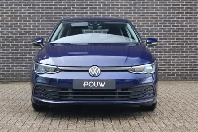 Volkswagen Golf (2023) thumbnail 8