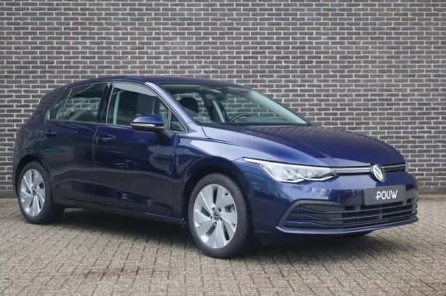 Volkswagen Golf (2023) thumbnail 10