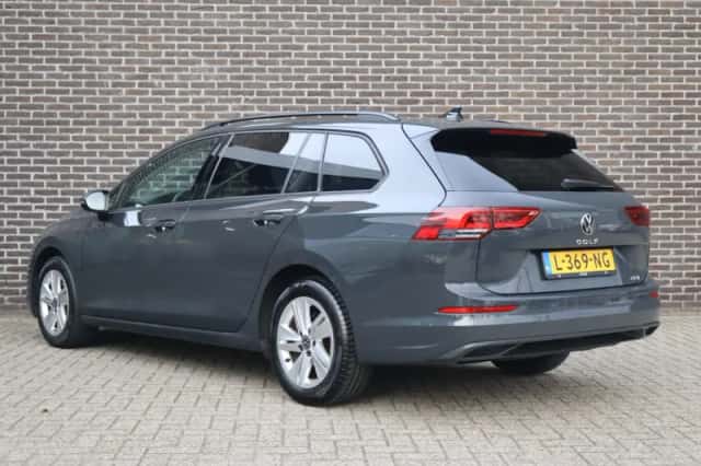 Volkswagen Golf (2021) thumbnail 13